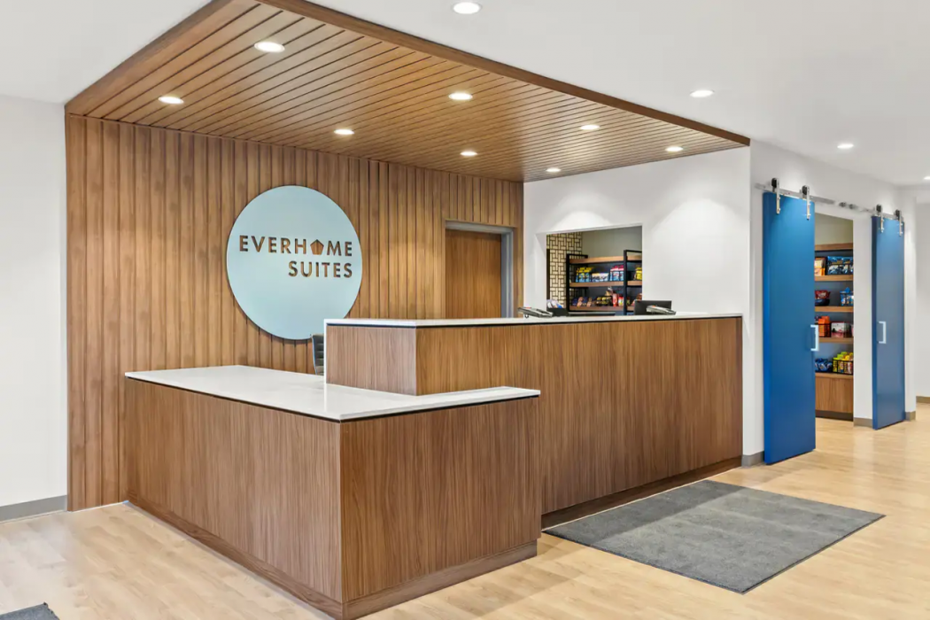 Everhome Suites Bowling Green 5/53