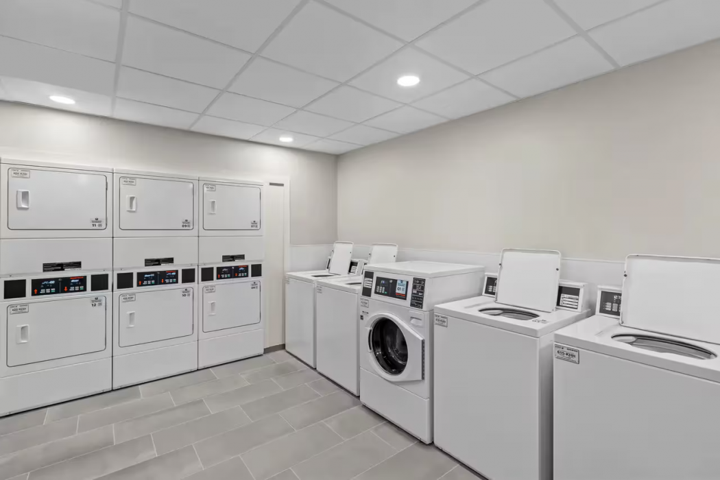 Everhome Suites Wichita Northeast 30/56