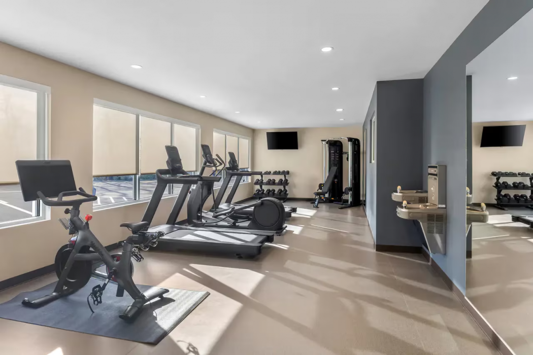 Everhome Suites Clarksville Ft. Campbell Area 32/60