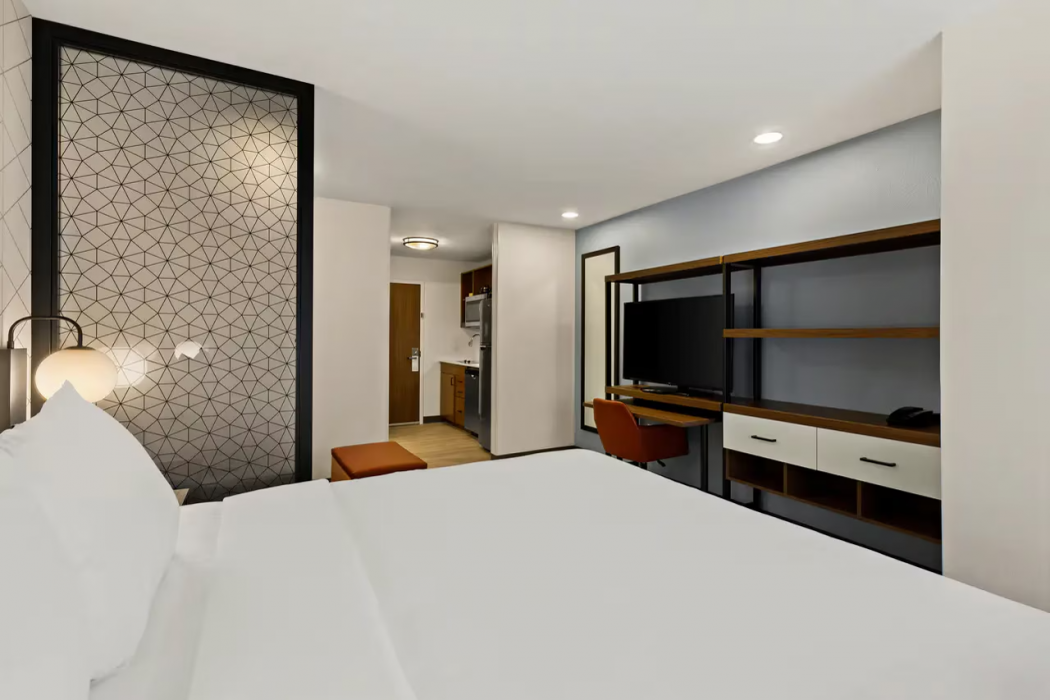Everhome Suites Clarksville Ft. Campbell Area 12/60