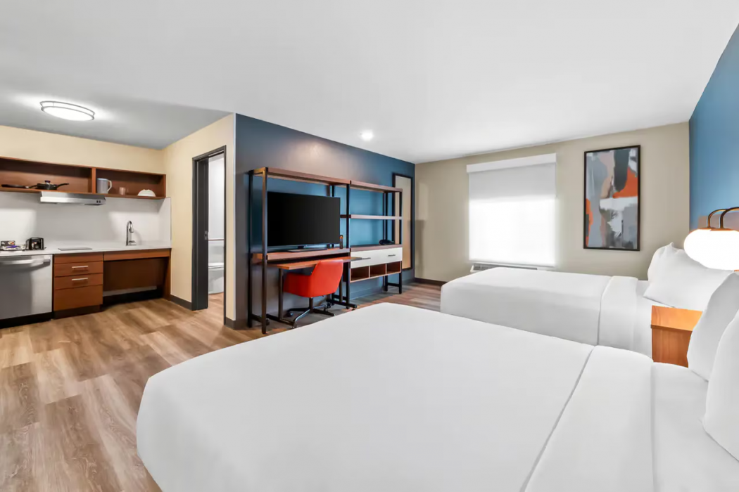 Everhome Suites San Antonio Lackland near Seaworld 11/17