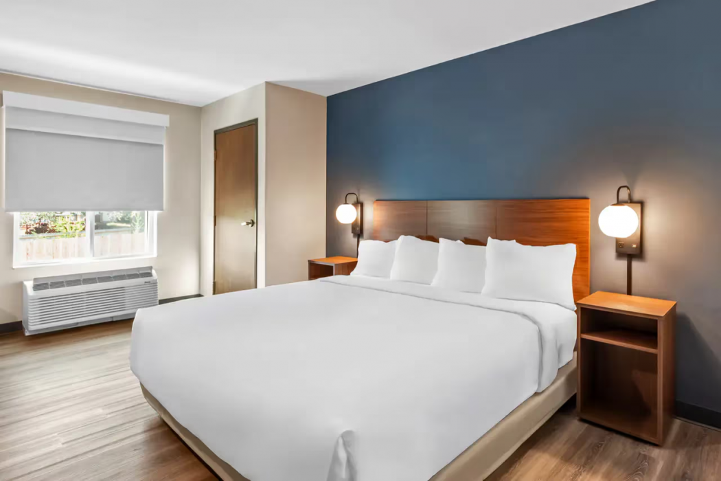 Everhome Suites San Antonio Lackland near Seaworld 7/17