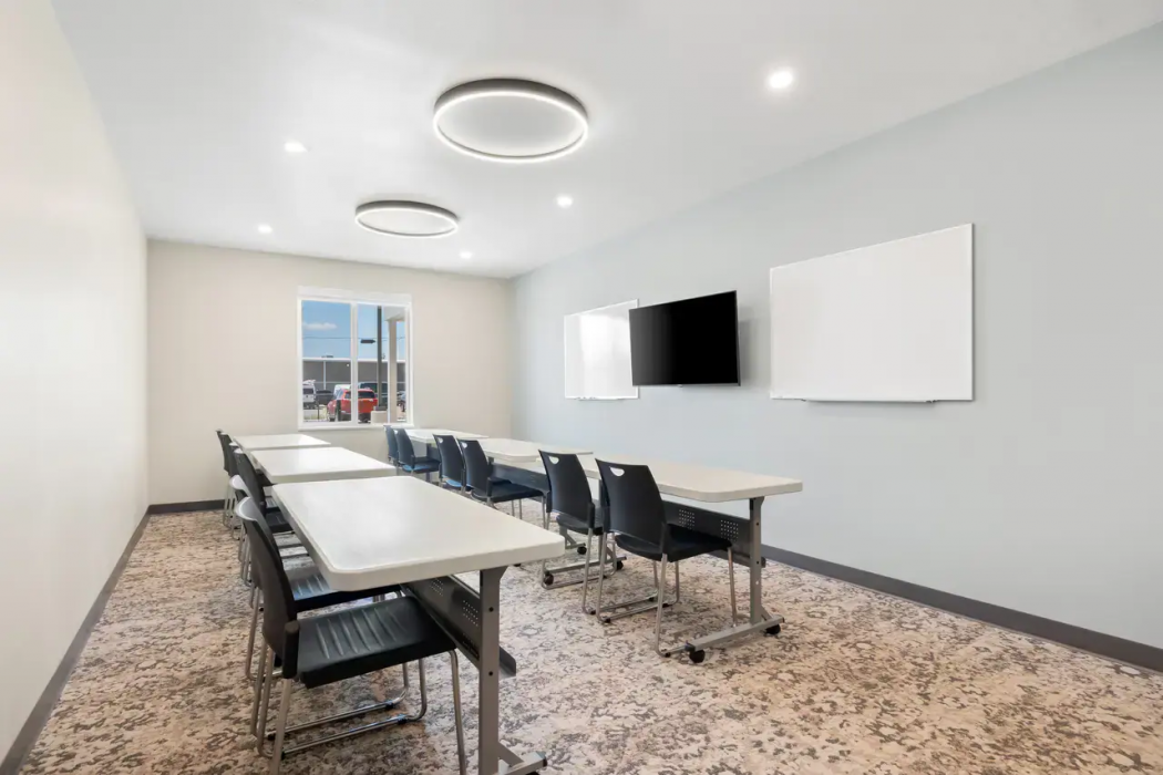 Everhome Suites Amarillo West - Medical Center 17/20