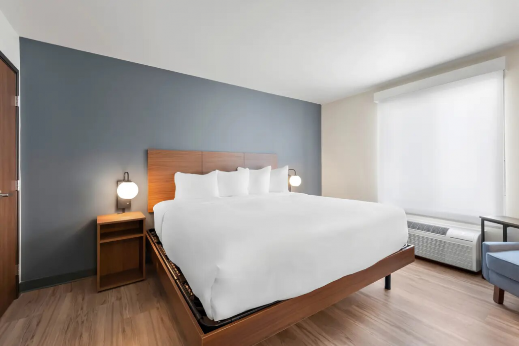 Everhome Suites Amarillo West - Medical Center 8/20