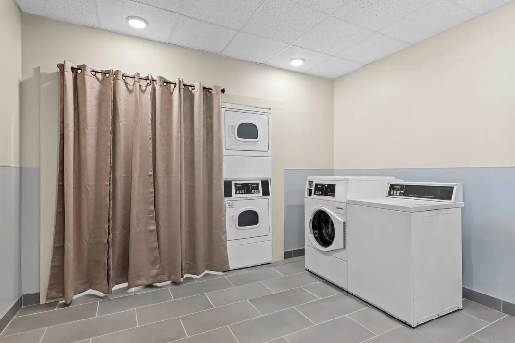 Everhome Suites Brownsville 40/66