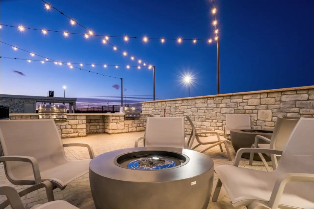 Everhome Suites Cheyenne 15/18