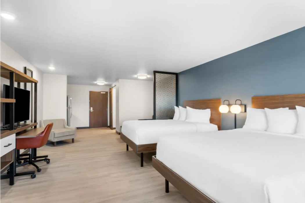 Everhome Suites Cheyenne 11/18