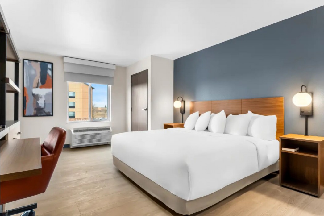 Everhome Suites Cheyenne 10/18