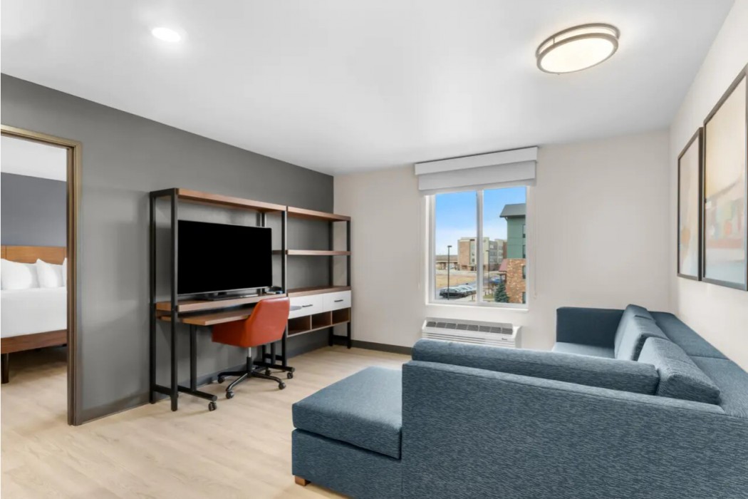 Everhome Suites Cheyenne 12/18