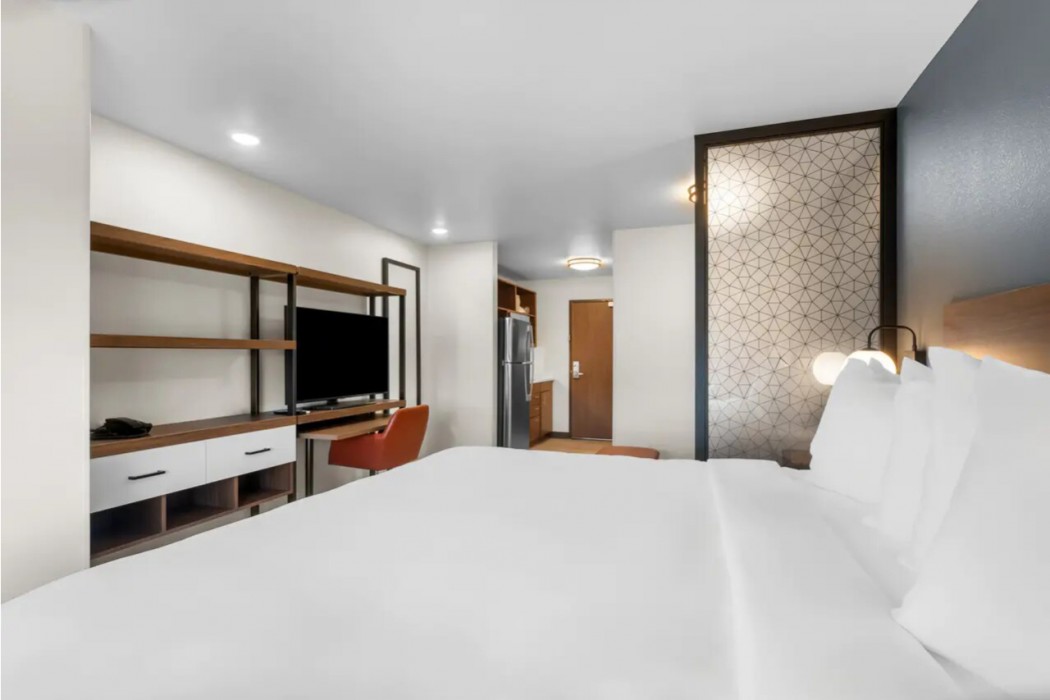 Everhome Suites Cheyenne 4/18
