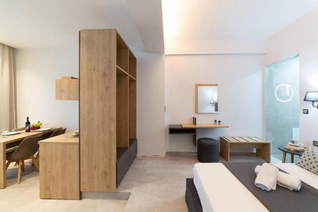 Petani Beach Suites - Adults only (17+) 8/14
