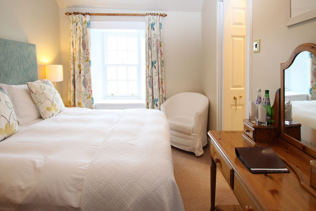 Colonsay Hotel 11/50