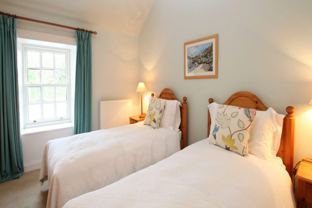 Colonsay Hotel 5/50
