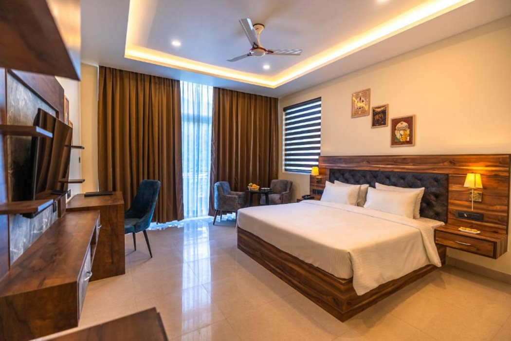 Aotel by Clarks Inn, Palampur 8/10