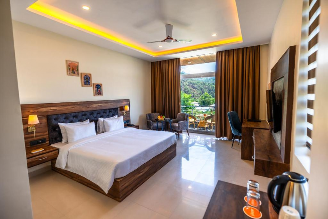 Aotel by Clarks Inn, Palampur 7/10