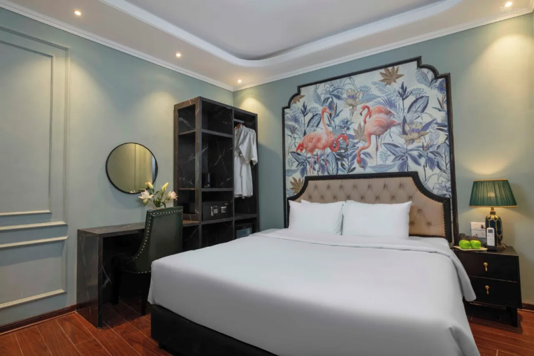 Madelise Stardust Hotel & Travel 9/11