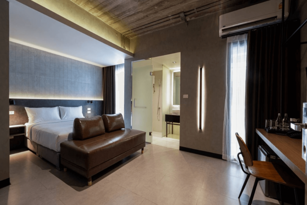 EX2 Hotel 5/11