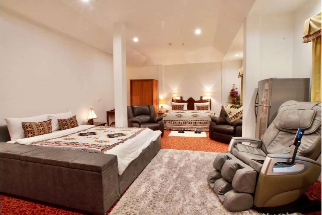 Thongsomboon Club Hotel 11/35