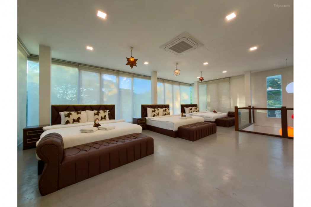 Thongsomboon Club Hotel 10/35