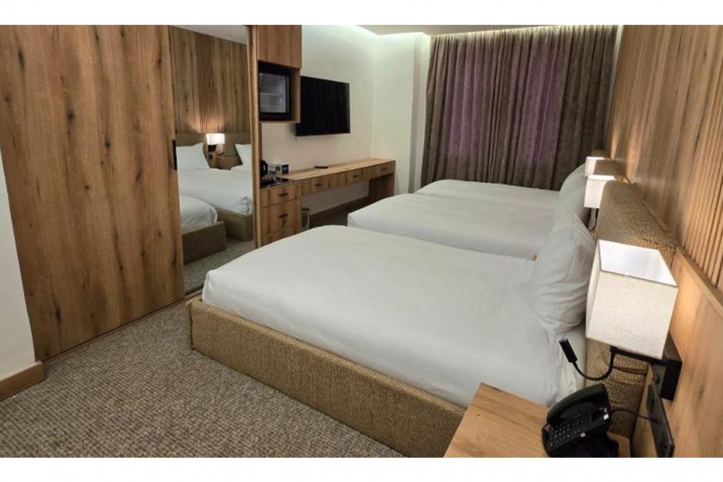 Baz Hotels Airport Road 10/11