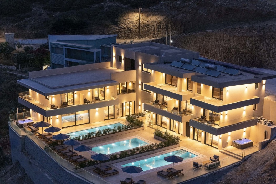 Celeste Bali Suites 8/42