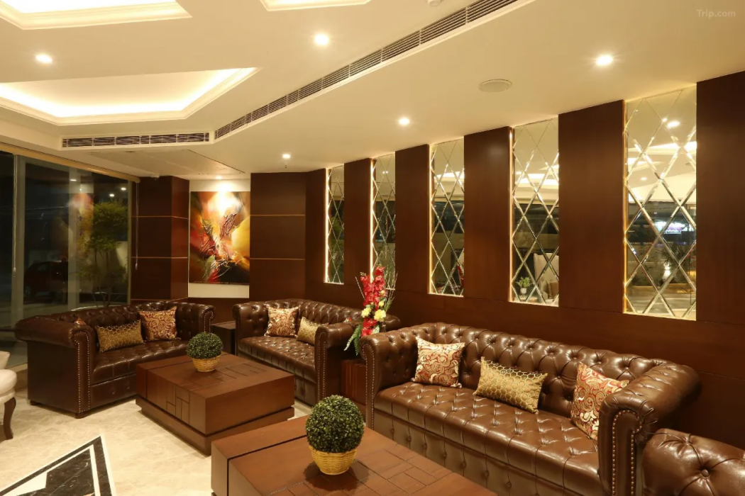 Lobby at Fairyland Clarks Inn Bhopal, BHOPAL