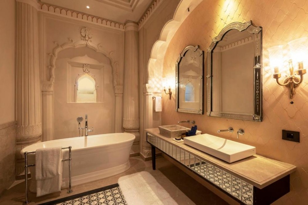 The Oberoi Rajgarh Palace 9/10