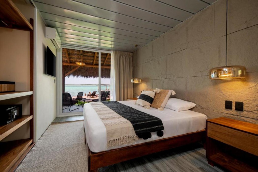 Casa Aakal Lagoon Front 9/44