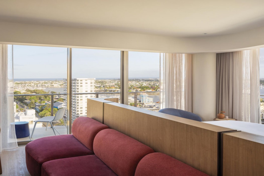 Avani Mooloolaba Beach Hotel 32/116