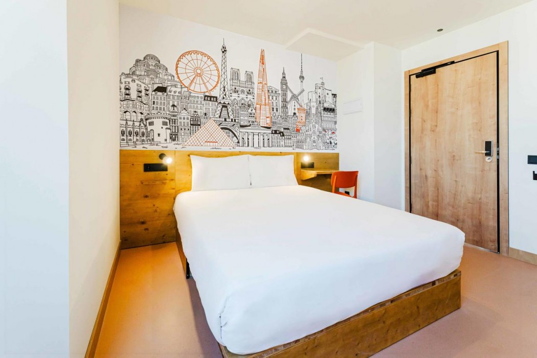 easyHotel Alicante Centro 12/58