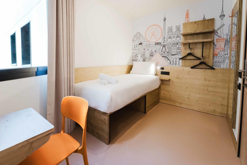 easyHotel Alicante Centro 6/58