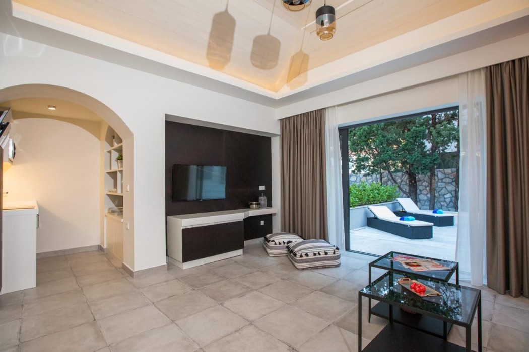 Villa Diamond 44/120