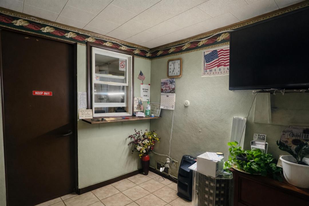 Lobby at Sparta Motel Near St. Louis / Mississippi River IL, SPARTA - IL