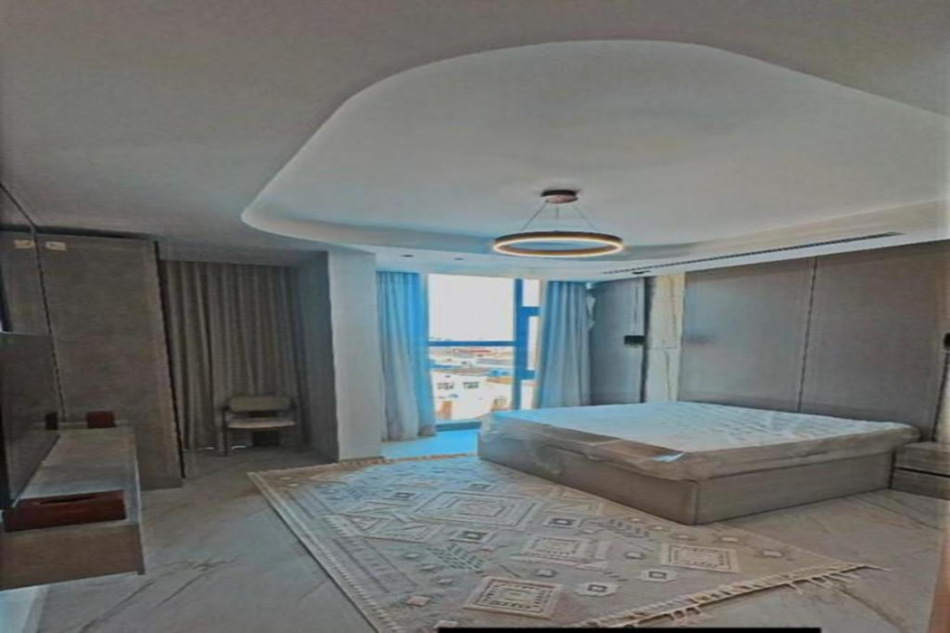 FlowerLand Hotel 7/17