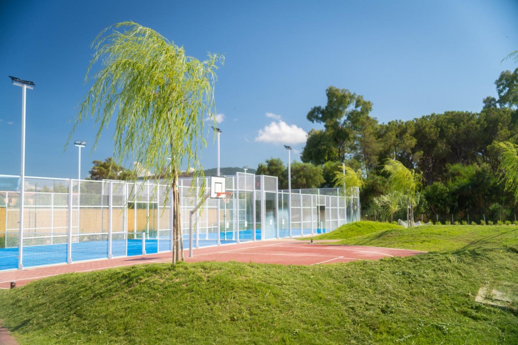 Caladune Resort 29/56