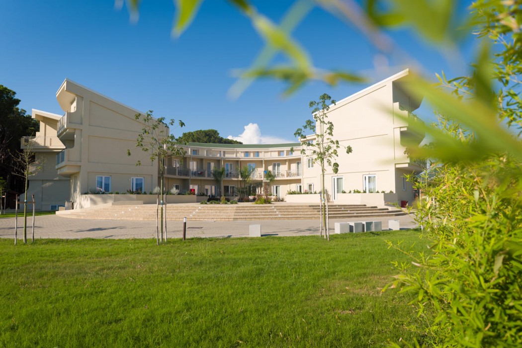Caladune Resort 39/56
