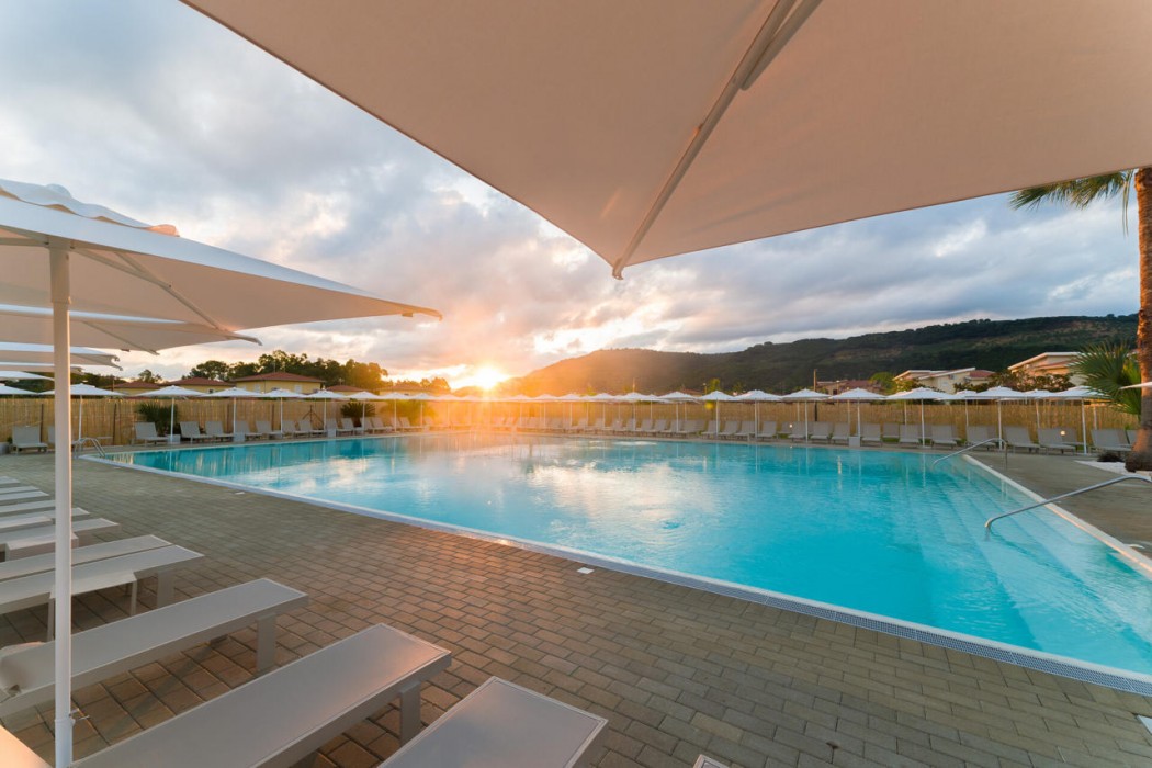 Caladune Resort 26/56