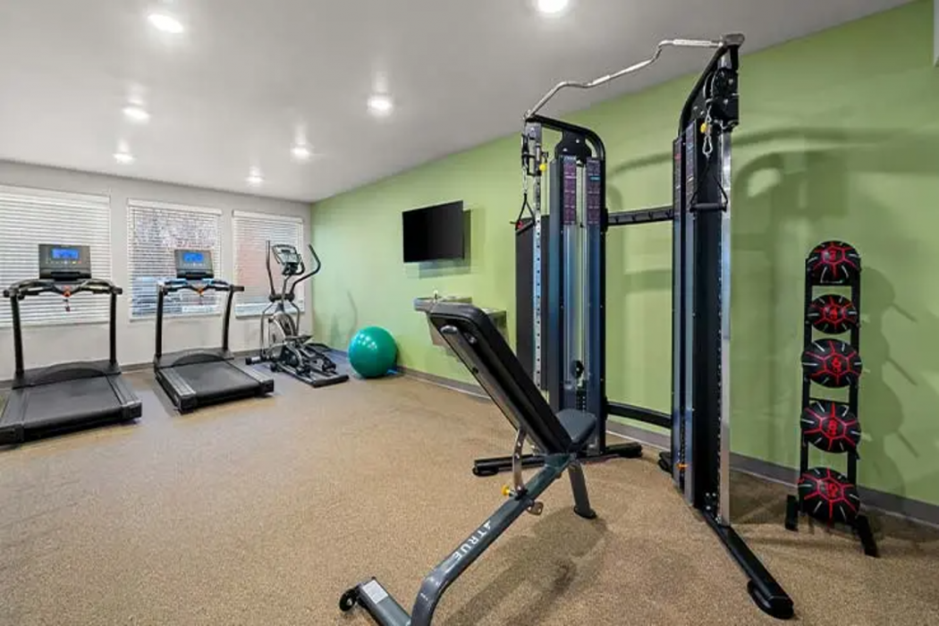 WoodSpring Suites Loves Park - Rockford 17/30