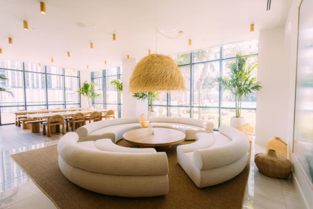 Flow Miami Hotel 8/20