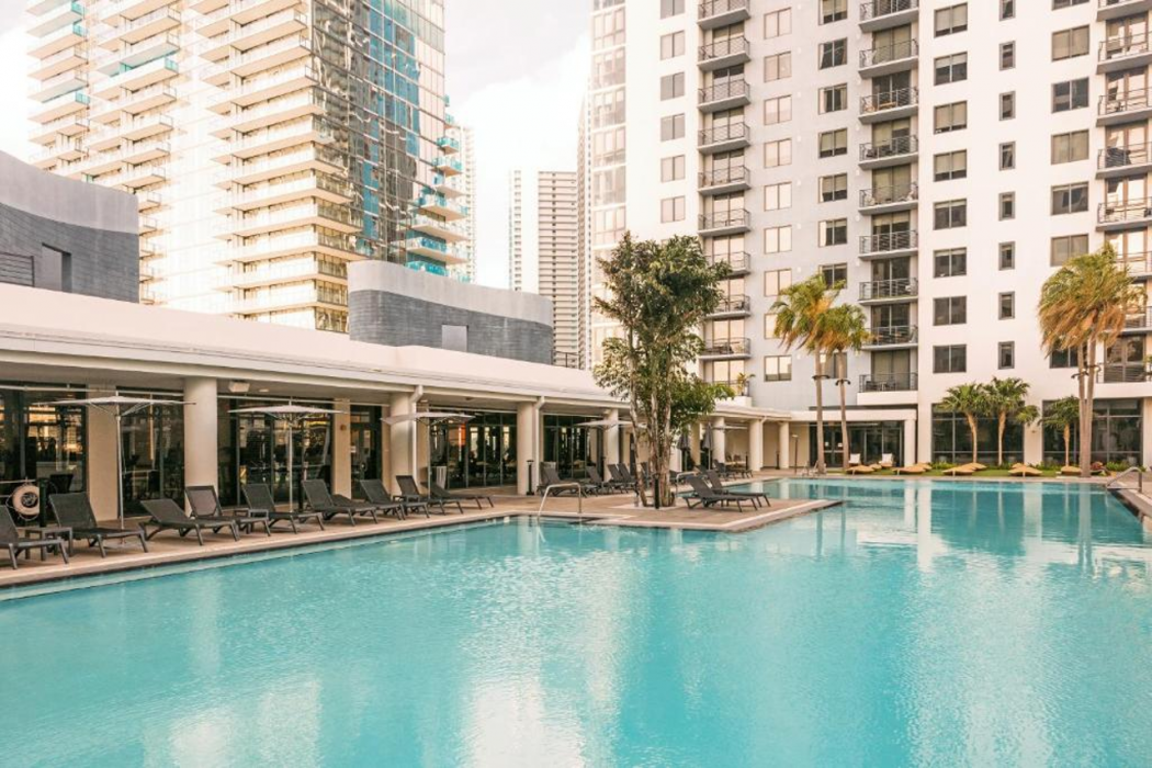Flow Miami Hotel 12/20
