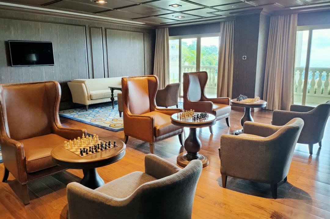 MCollection - Scenic Tagaytay Getaway with Taal Views 15/33