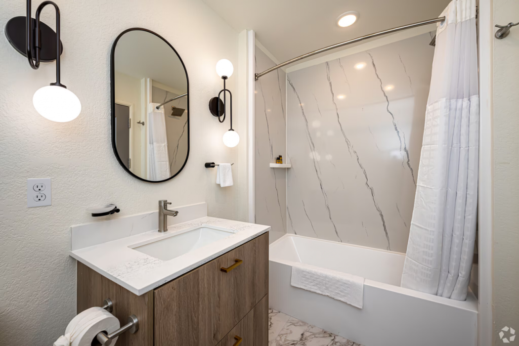 Latitude Apartments 8/12