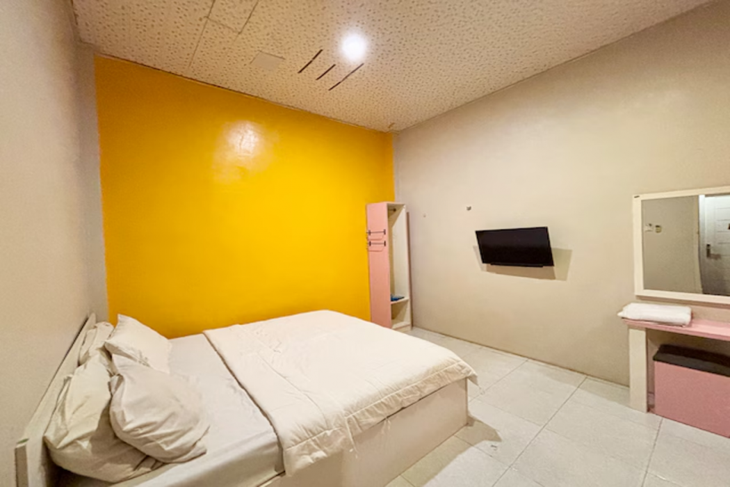 Hotel O near Terminal Batoh formerly Hotel Al Fatih 12/16