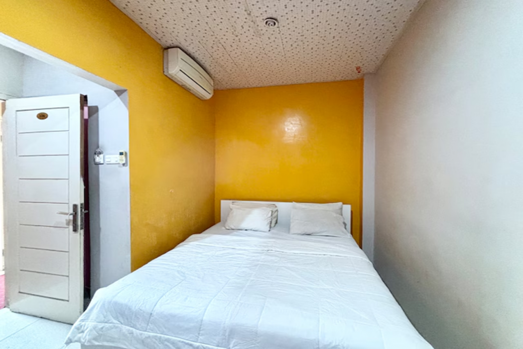Hotel O near Terminal Batoh formerly Hotel Al Fatih 11/16