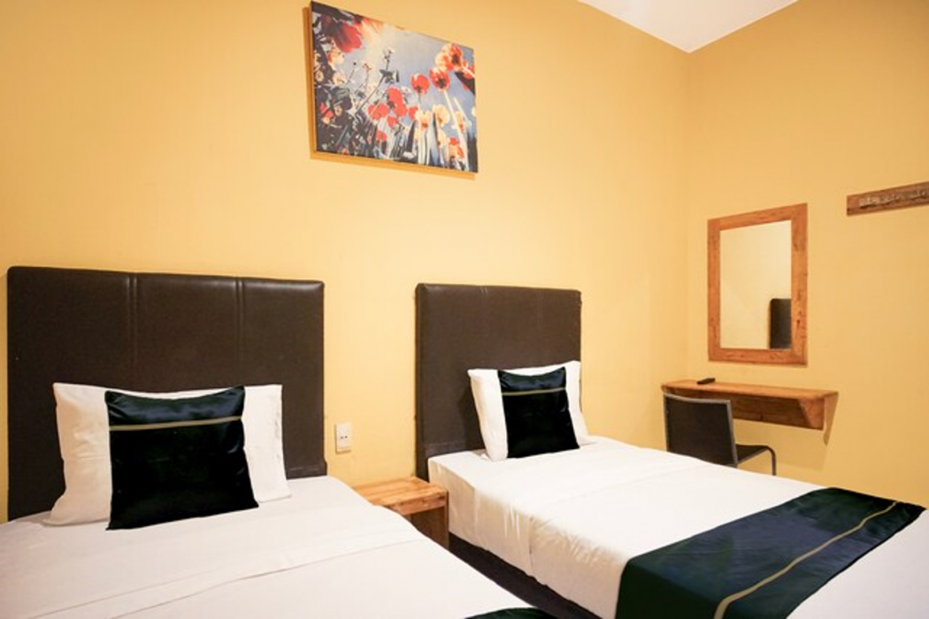 Hotel O near Plaza Millenium formerly Kapten Muslim Residence 13/25