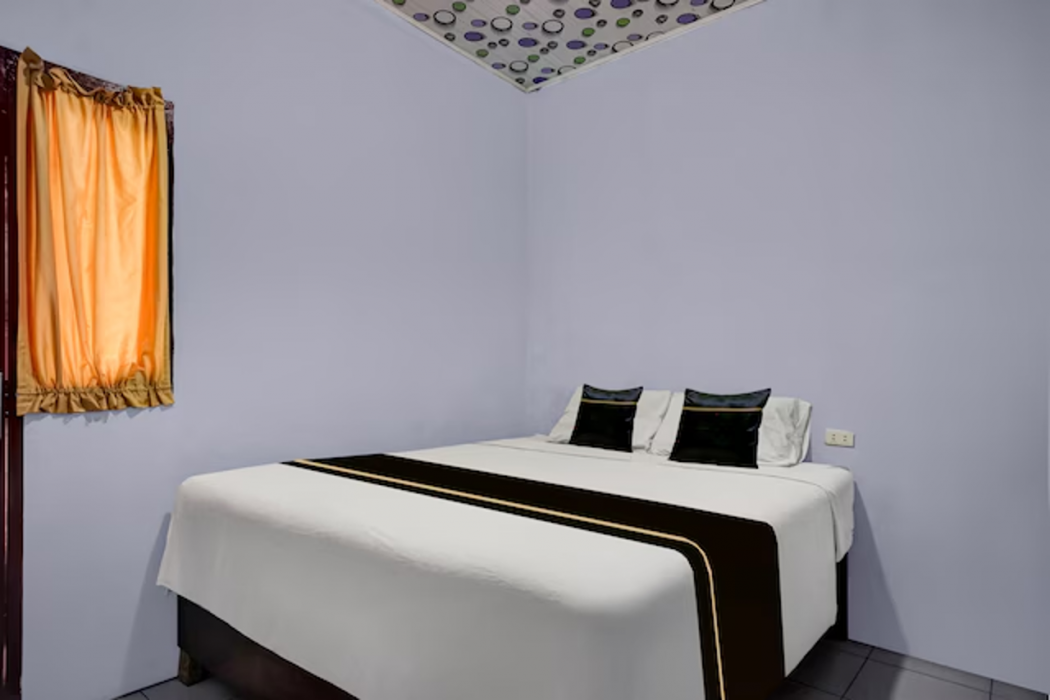 Hotel O near Ring Road City Walks formerly Graha Aisyah 20/23