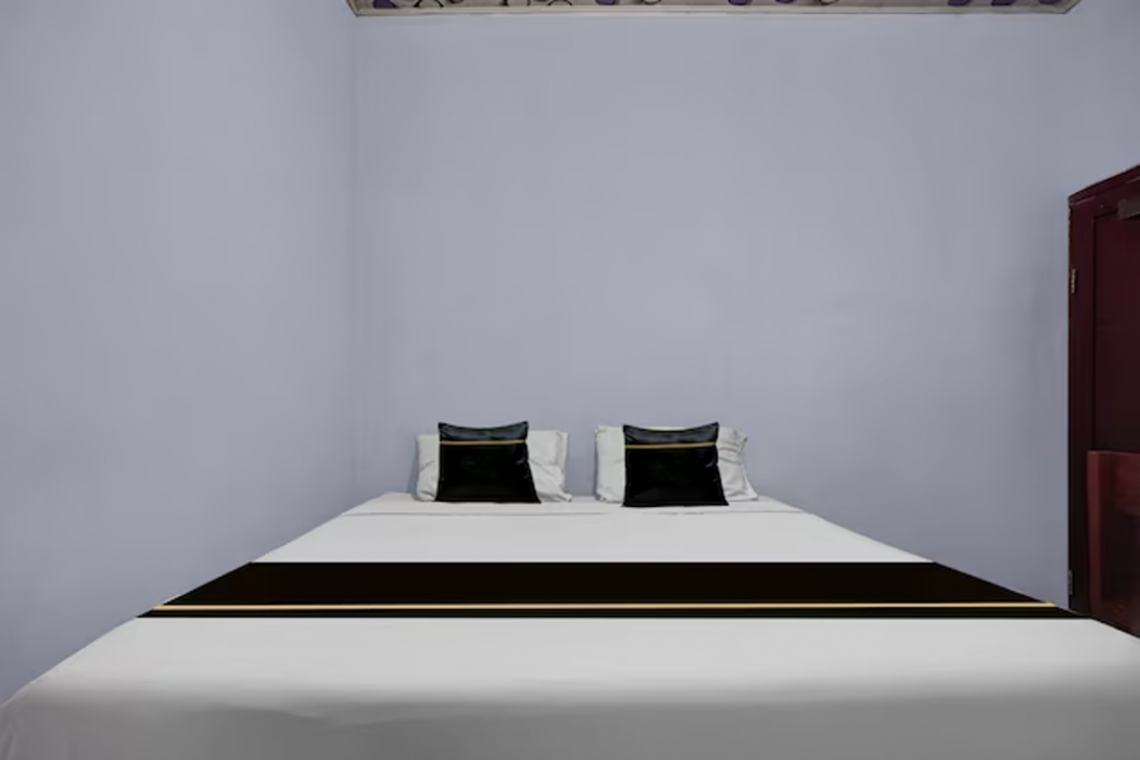 Hotel O near Ring Road City Walks formerly Graha Aisyah 14/23