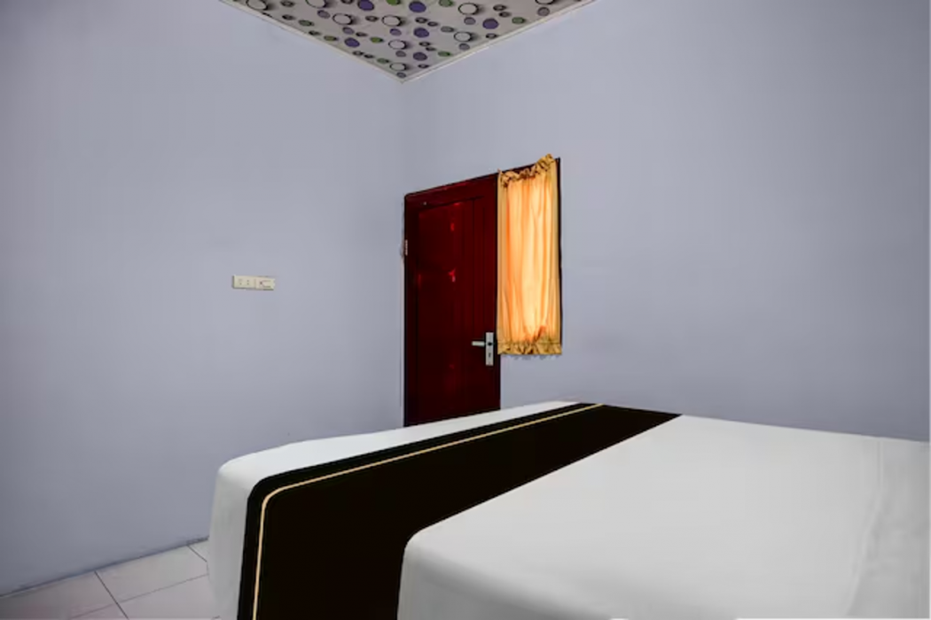 Hotel O near Ring Road City Walks formerly Graha Aisyah 17/23