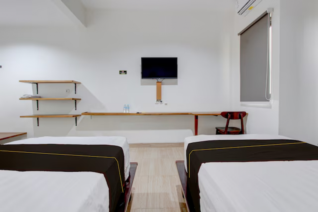 Townhouse Oak near The Park Mall Solo formerly D’Nawasena Guest House 15/30