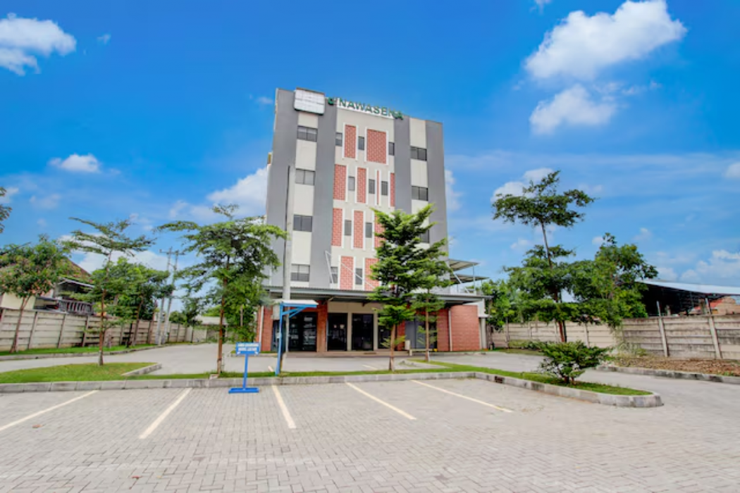 Townhouse Oak near The Park Mall Solo formerly D’Nawasena Guest House 图片2